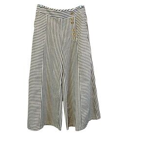 Emery Rose Wide Leg Button-Front Capri Pant NWOT Sz-Medium